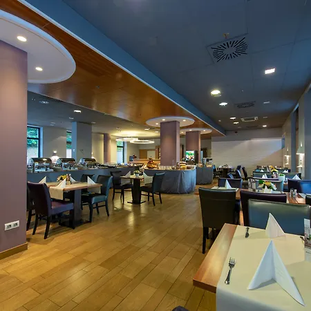 Otel Regnum