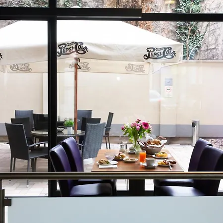 Regnum 4* Budapest