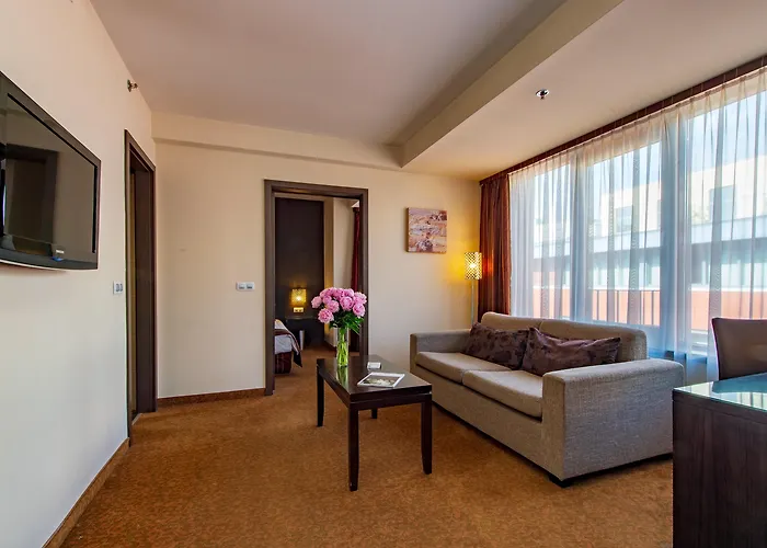 瑞格纳姆酒店 4*