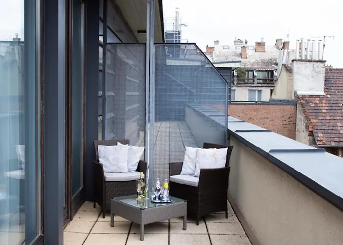 瑞格纳姆酒店 4*