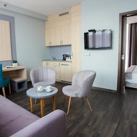 ريجنوم ريزيدنس 4*
